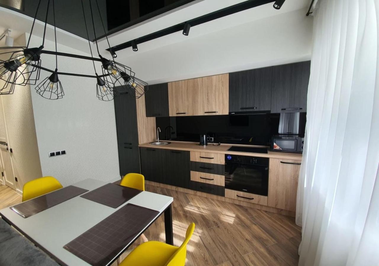 New Lux Apartment 2020 Charkiv Exteriör bild